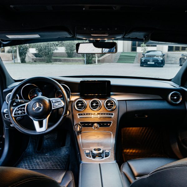 Mercedes Benz W205 Restyle C300 - Image 2