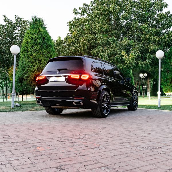 Mercedes-Benz GLS 450 4MATIC - Image 4